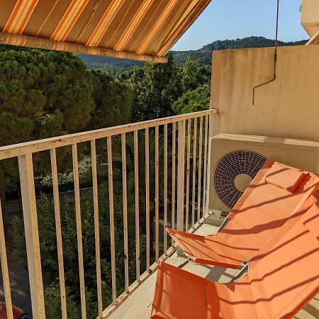 Superbe T2 Proche Des Plages Et Des Commerces Hyeres Exterior photo
